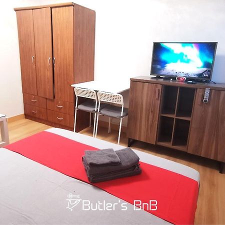 Butler'S Bnb @ Trees Residences Qc Phil Quezon City Dış mekan fotoğraf